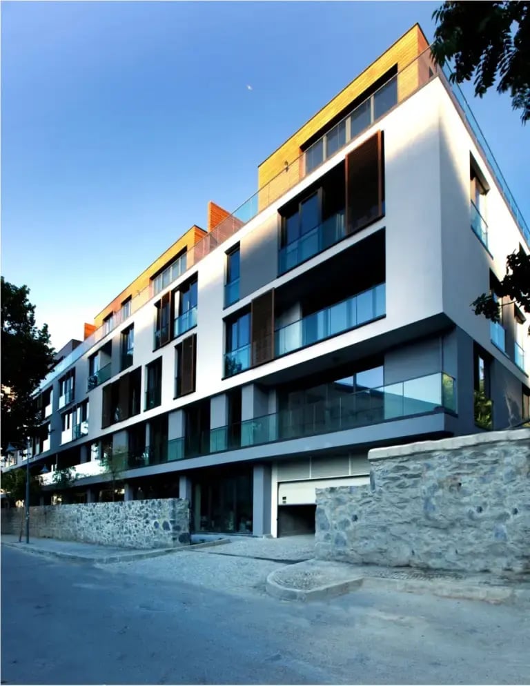 Tekfen-Bomonti1-1-768x994